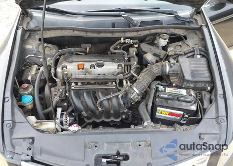 2010 Honda Accord 2.4 Lx z USA, uszkodzony, nr VIN 1HGCP2F39AA164186